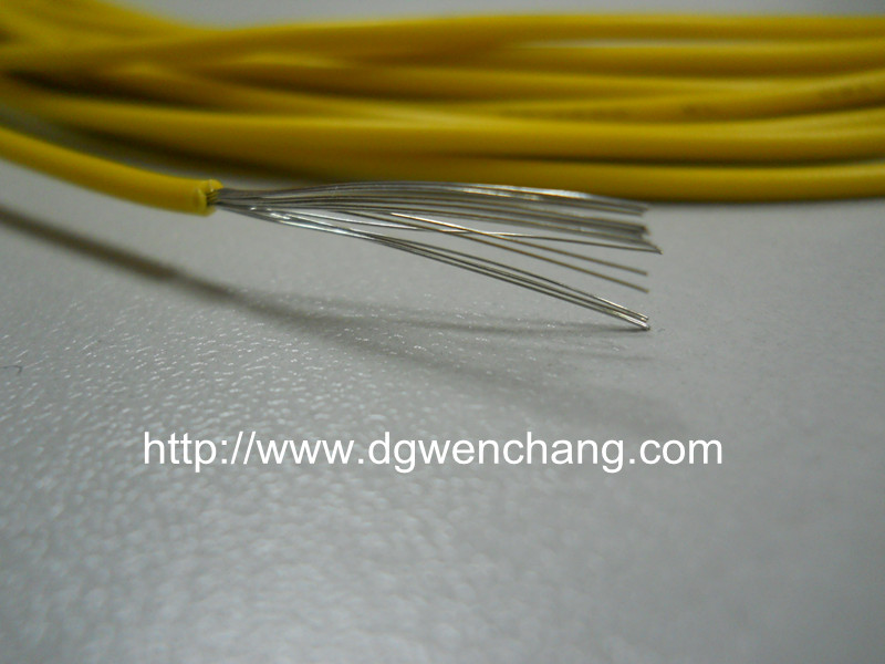 UL10439 Internal lead wire